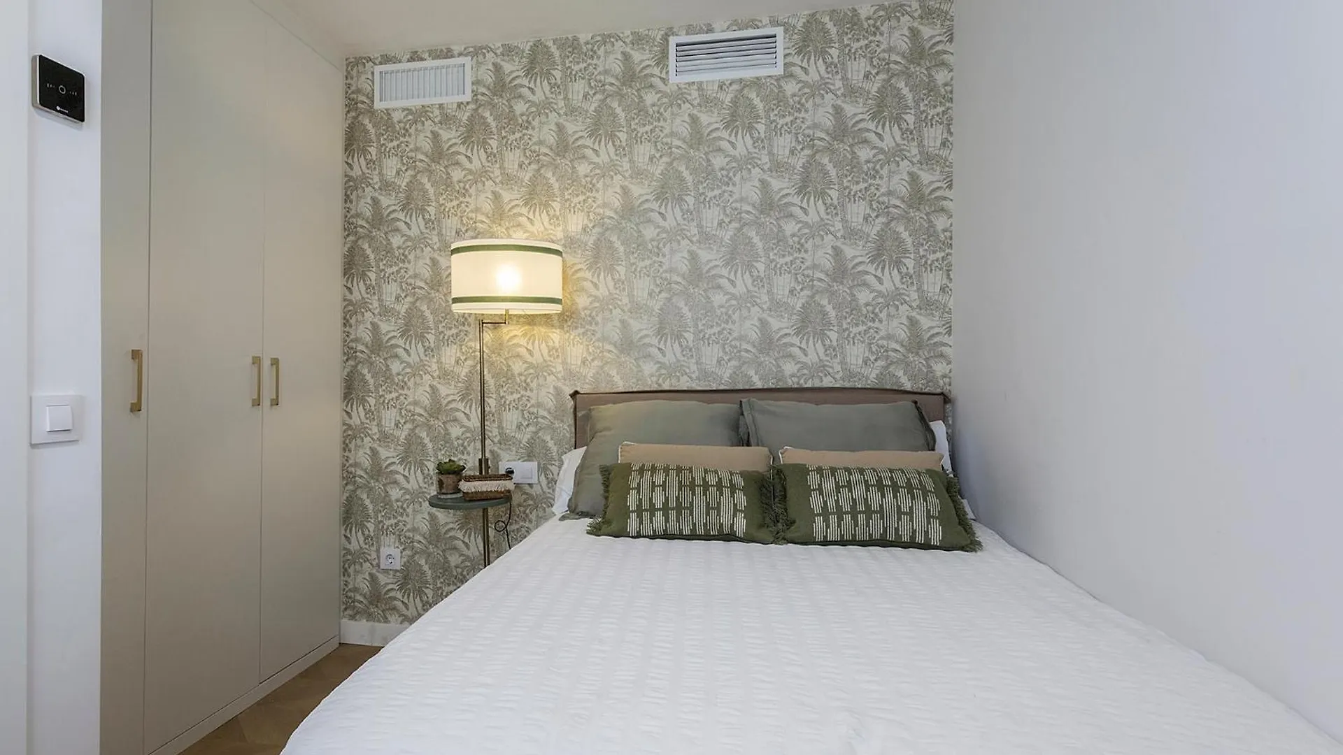 Casa Primera Linea 4 Dormitorios Estepona 0*,  Spagna